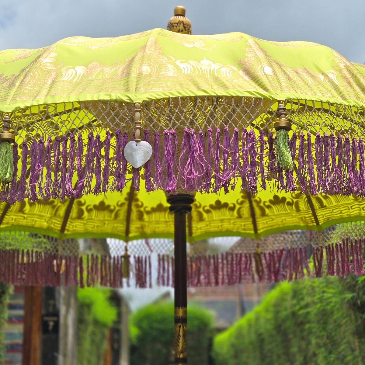 Original Balinesischer Sonnenschirm Bali Schirm Grün Lila Gold 185 cm Model Florentina