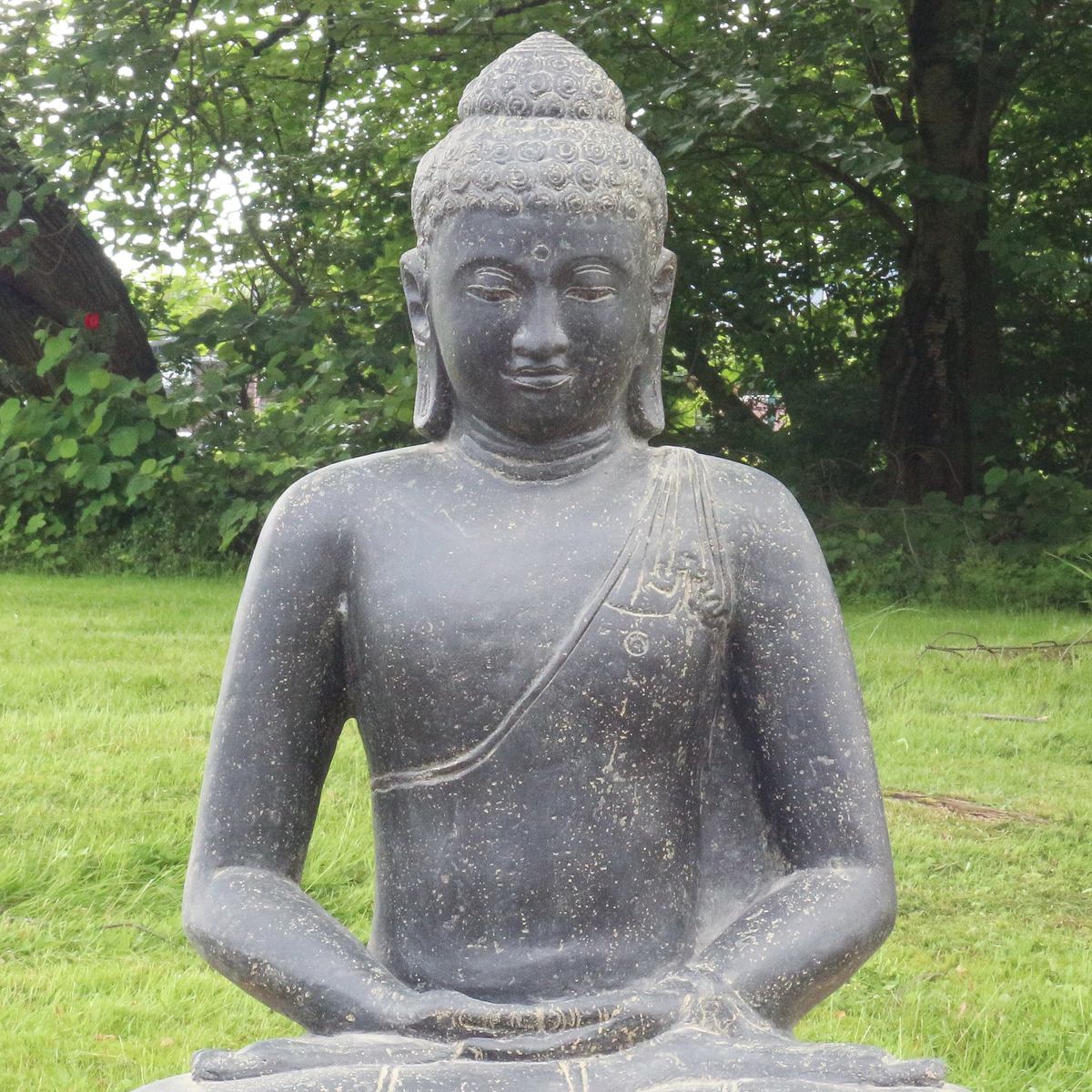 Buddha Steinfigur Deko aus Stein für den Garten frostsicher wetterfest groß Steinbuddha
