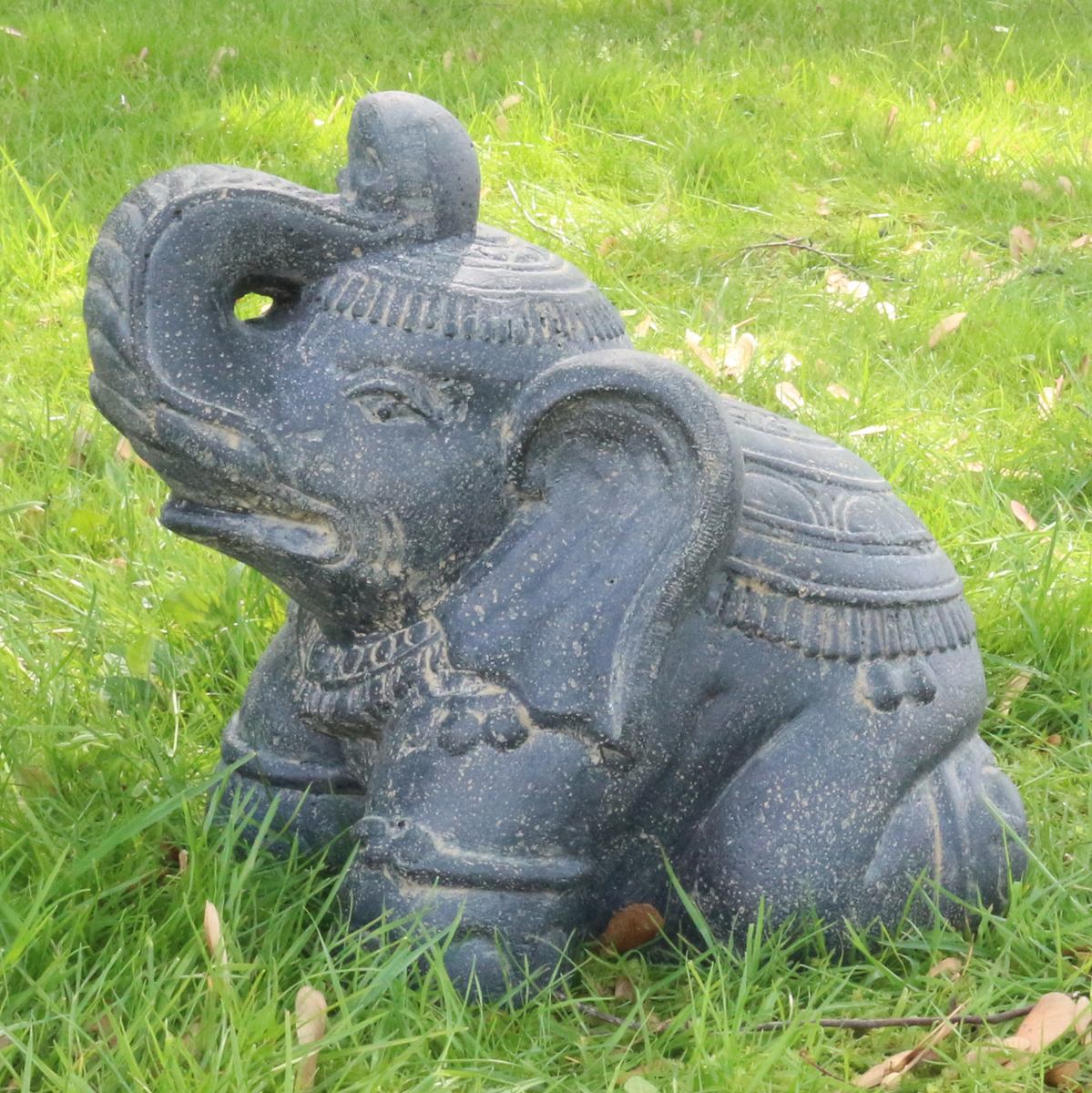 Steinfigur Elefant Elefantenfigur Garten Stein Figur Gartendeko Deko Steindeko Massiv 35 cm