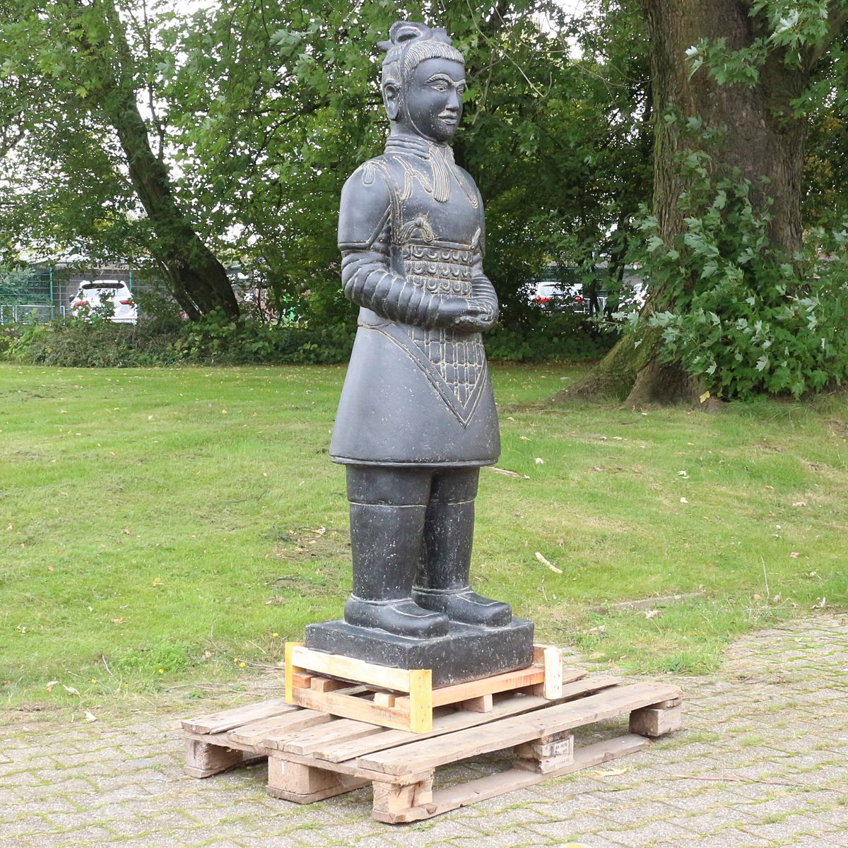Samurai Krieger aus Stein Japan Steinfigur Skulptur Gartenfigur Massiv frostsicher für innen und außen Steinkrieger stehend 200 cm