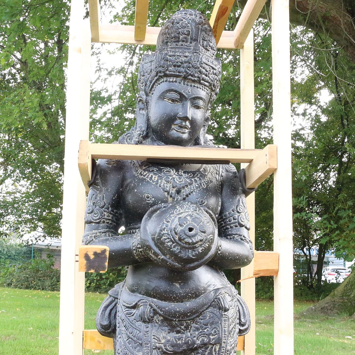 Devi Göttin Hinduismus Figur Skulptur Stein Lavasand Bali Gott Steinfigur Gartenfigur Brunnen 153 cm