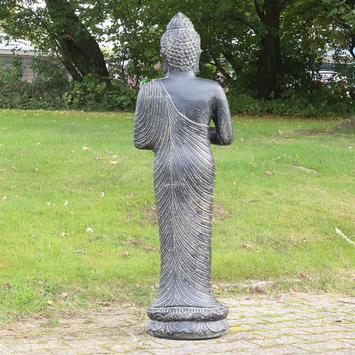 Buddha Steinfigur Deko aus Stein für den Garten frostsicher wetterfest groß Steinbuddha