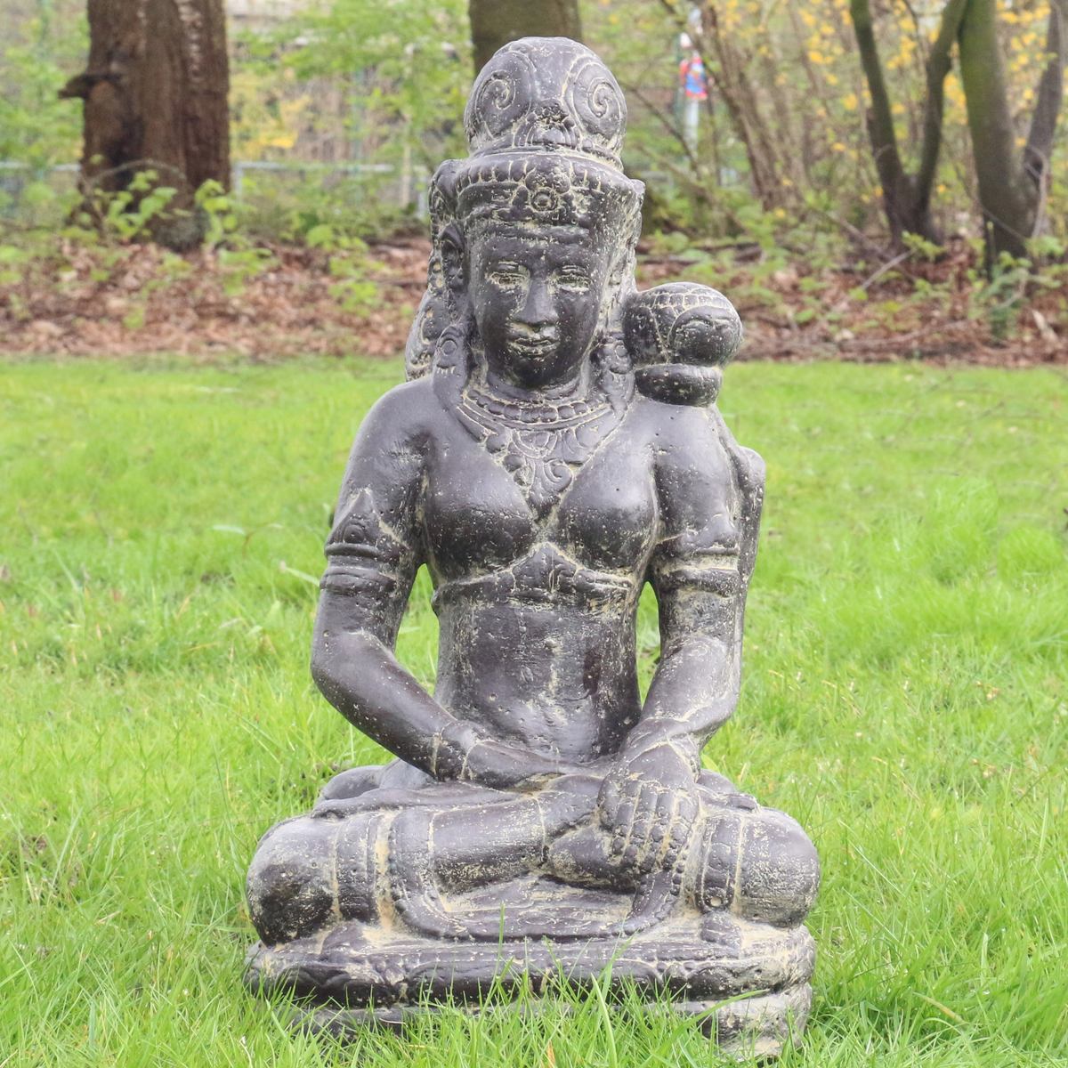 Sitzende Devi aus Stein Garten Gartenfigur Steinfigur Stein Massiv Sita Dewi Lavastein 45 cm
