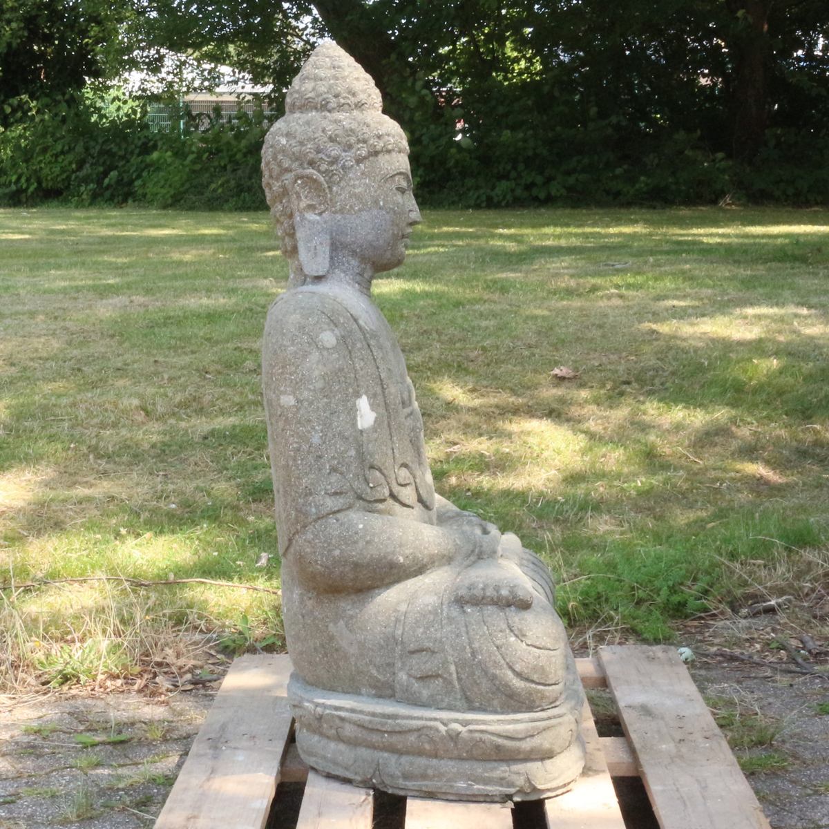 Buddha Stein Figur Statue Gartenfigur Steinfigur Dekofigur Gartendeko sitzend Massiv aus Greenstone Majapahit 100 cm