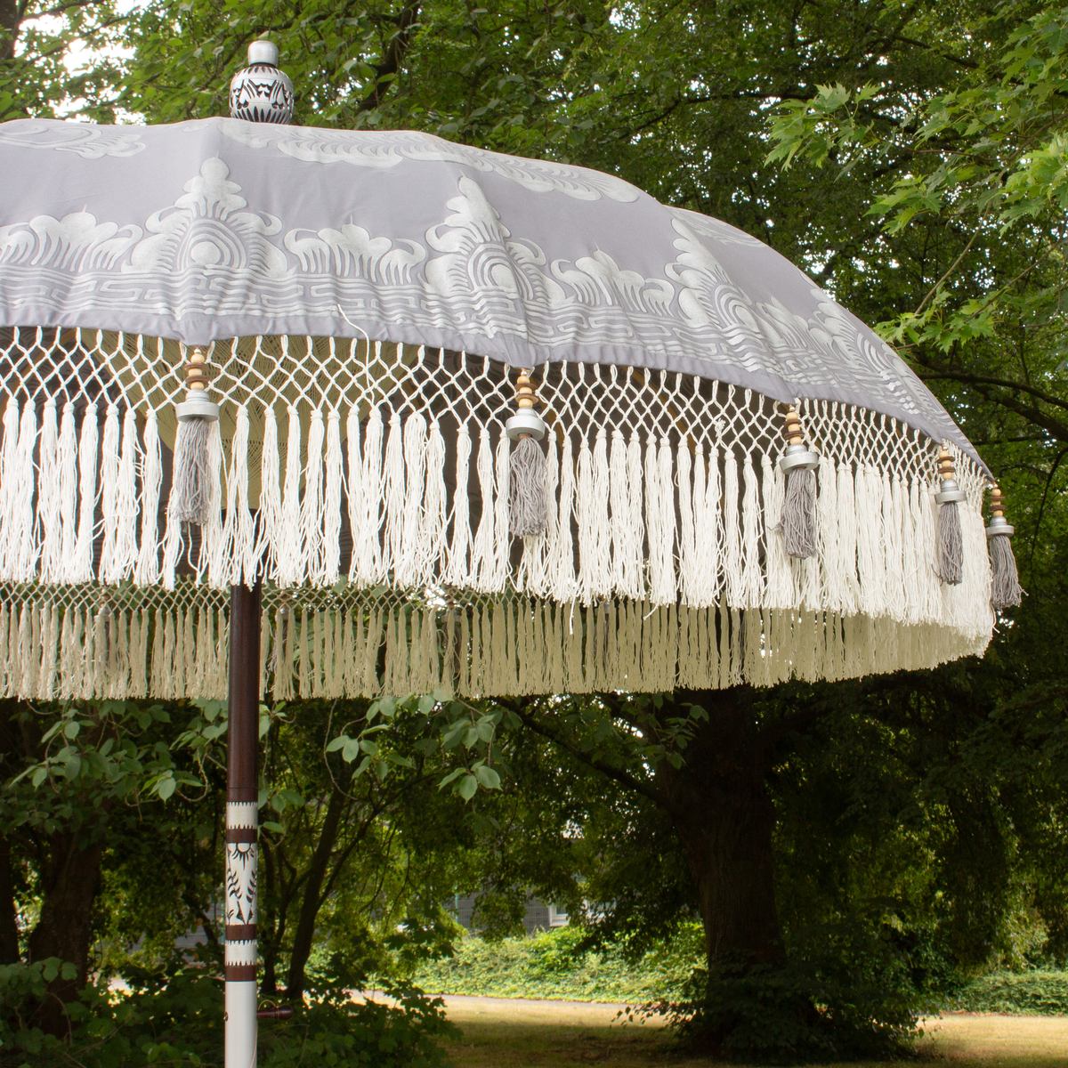 Original Balinesischer Sonnenschirm Bali Schirm Grau Silber 185 cm Model Leila