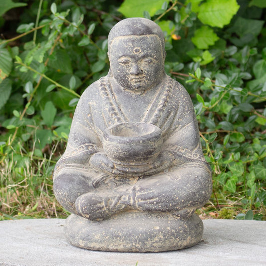 Mönch Figur Kerzen Skulptur Stein Lavasand Bali sitzend Gott Garten Deko Teelichthalter 20 cm