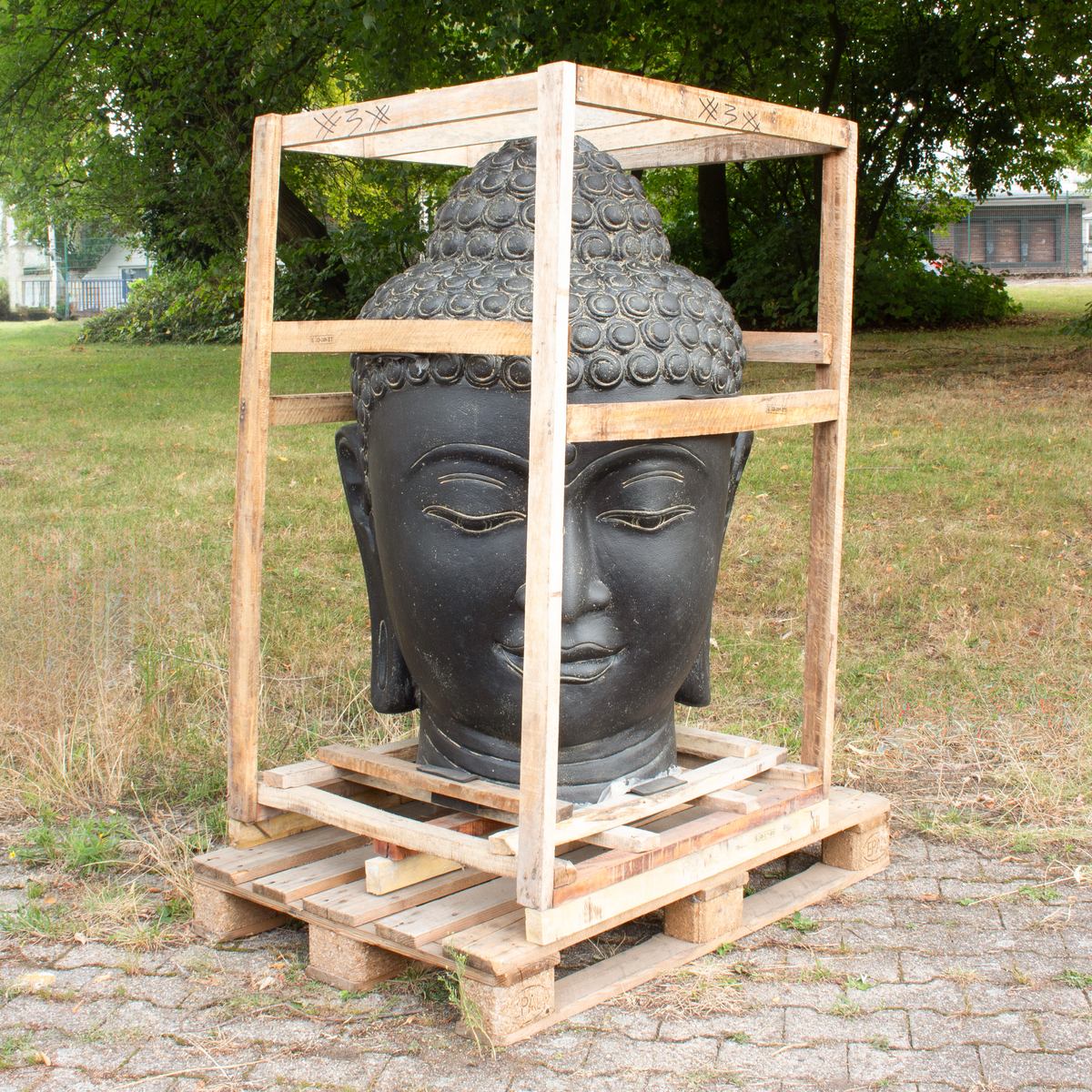 Buddha Kopf Wasserspiel aus Lavasteinguss große Gartenfigur mit Wasserauslauf frostfeste Buddha-Figur 120 cm