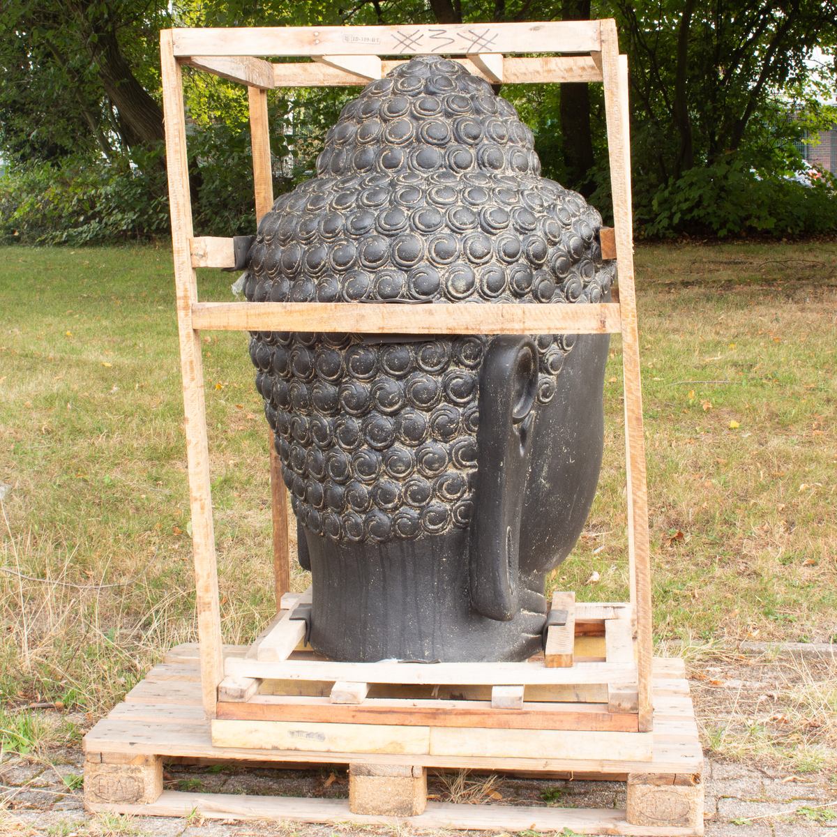Buddha Kopf Wasserspiel aus Lavasteinguss große Gartenfigur mit Wasserauslauf frostfeste Buddha-Figur 120 cm