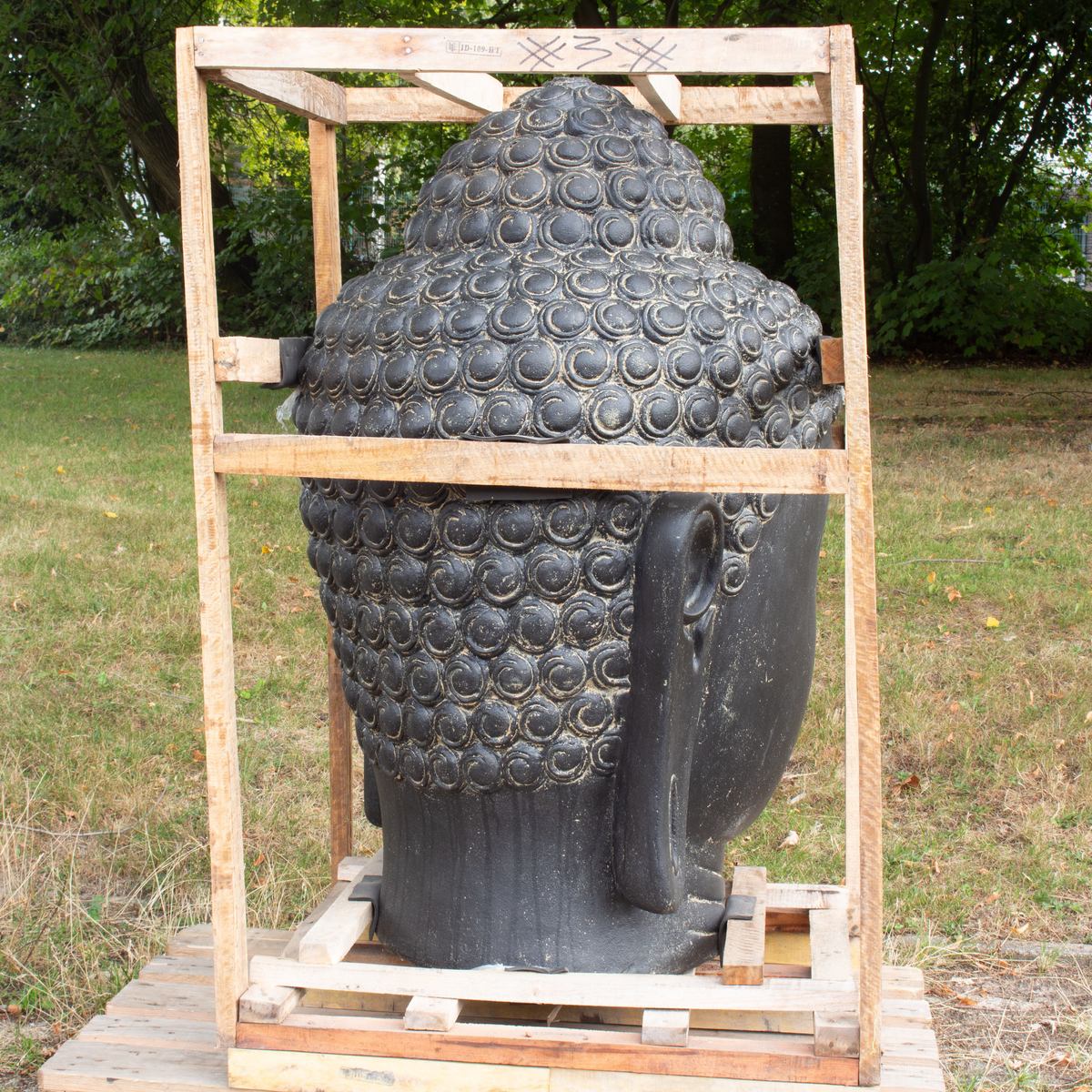 XXL Buddha Kopf Wasserspiel aus Lavasteinguss große Gartenfigur mit Wasserauslauf frostfeste Buddha-Figur 150 cm