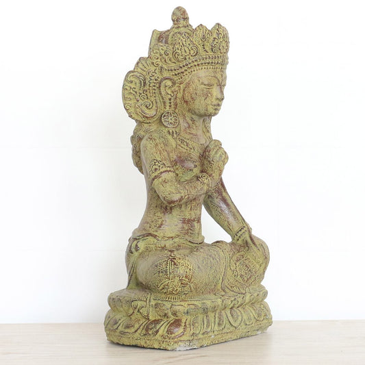 Sri Dewi Skulptur Stein Lavasand Indonesien Bali Gott Hinduismus Steinfigur Stein Figur Frostfest für innen oder außen sitzend 40 cm