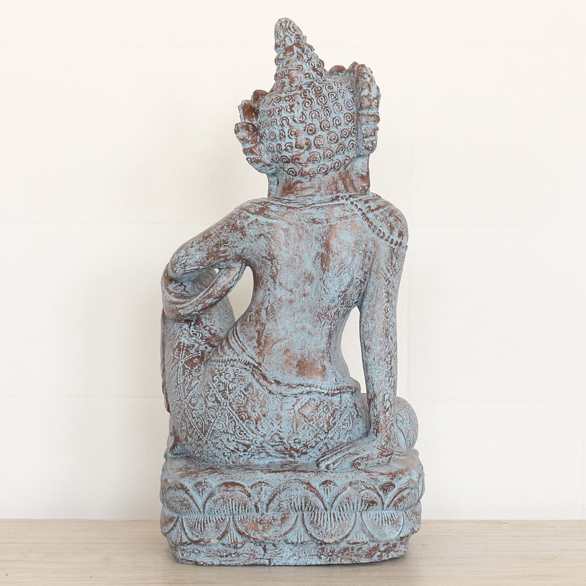 Sri Dewi Skulptur Stein Lavasand Indonesien Bali Gott Hinduismus Steinfigur Stein Figur Frostfest für innen oder außen sitzend 40 cm