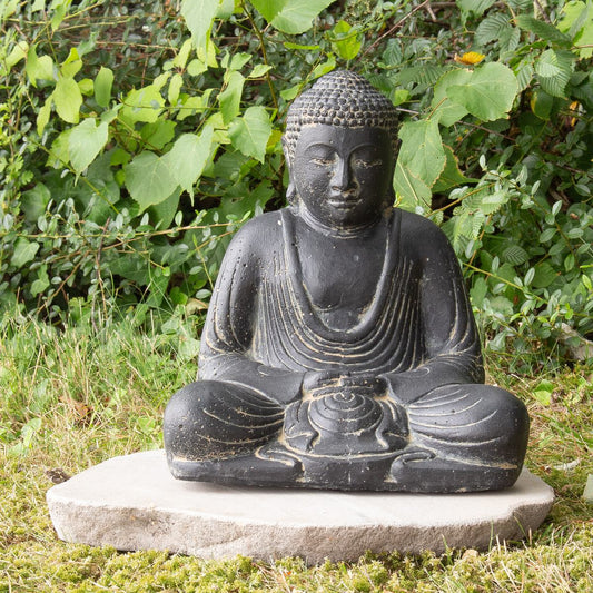 Japan Buddha Figur sitzend Skulptur Lotussitz Meditationsgeste Stein Lavasand Bali Steinfigur Garten Deko 20 cm